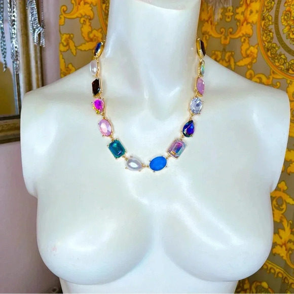 Crystal pearl 16” to 18” oval emerald pearl cut shape blue light purple NWOT! - Picture 2 of 4